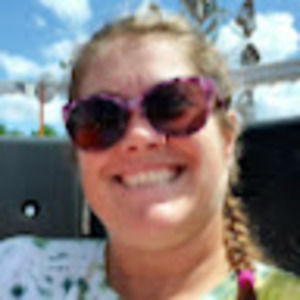 Meet your Posher, Lou-anne